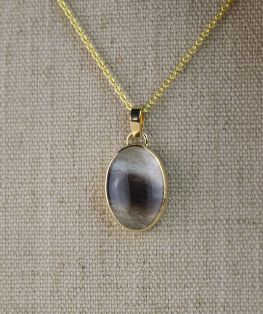Small Oval Pendant